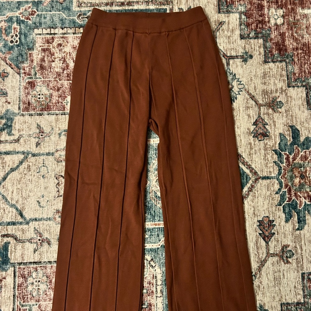 Women’s wide leg pants
